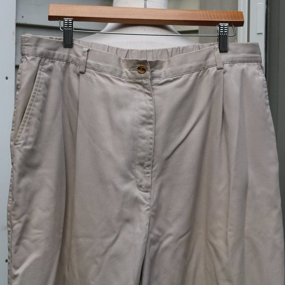 LL Bean Plus Size Classic Khaki Cotton Floral Flannel Lined Pants Sz 18 Reg - Picture 2 of 7